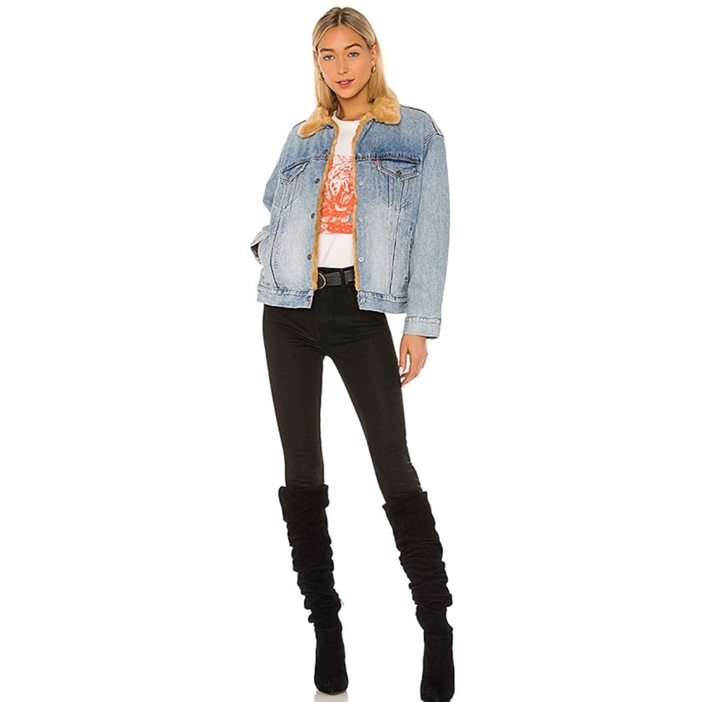Levi’s Oversized Reversible Fur Trucker Jacket